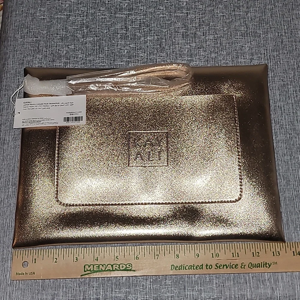 KAYALI Huda Beauty Laptop Pouch Rose Gold Snaps New
